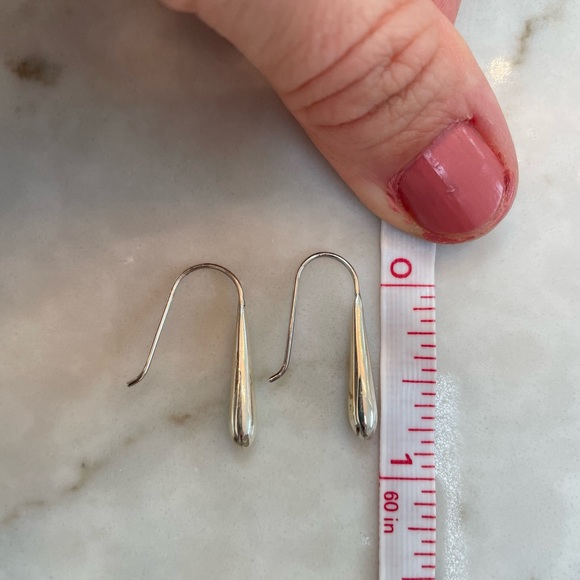 Silver drop earrings - Picture 4 of 4